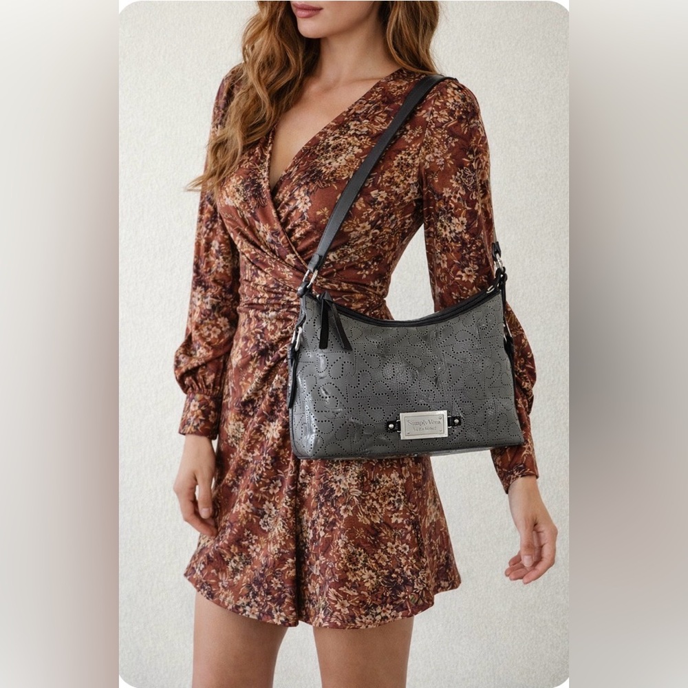 Simply Vera Vera Wang Handbag